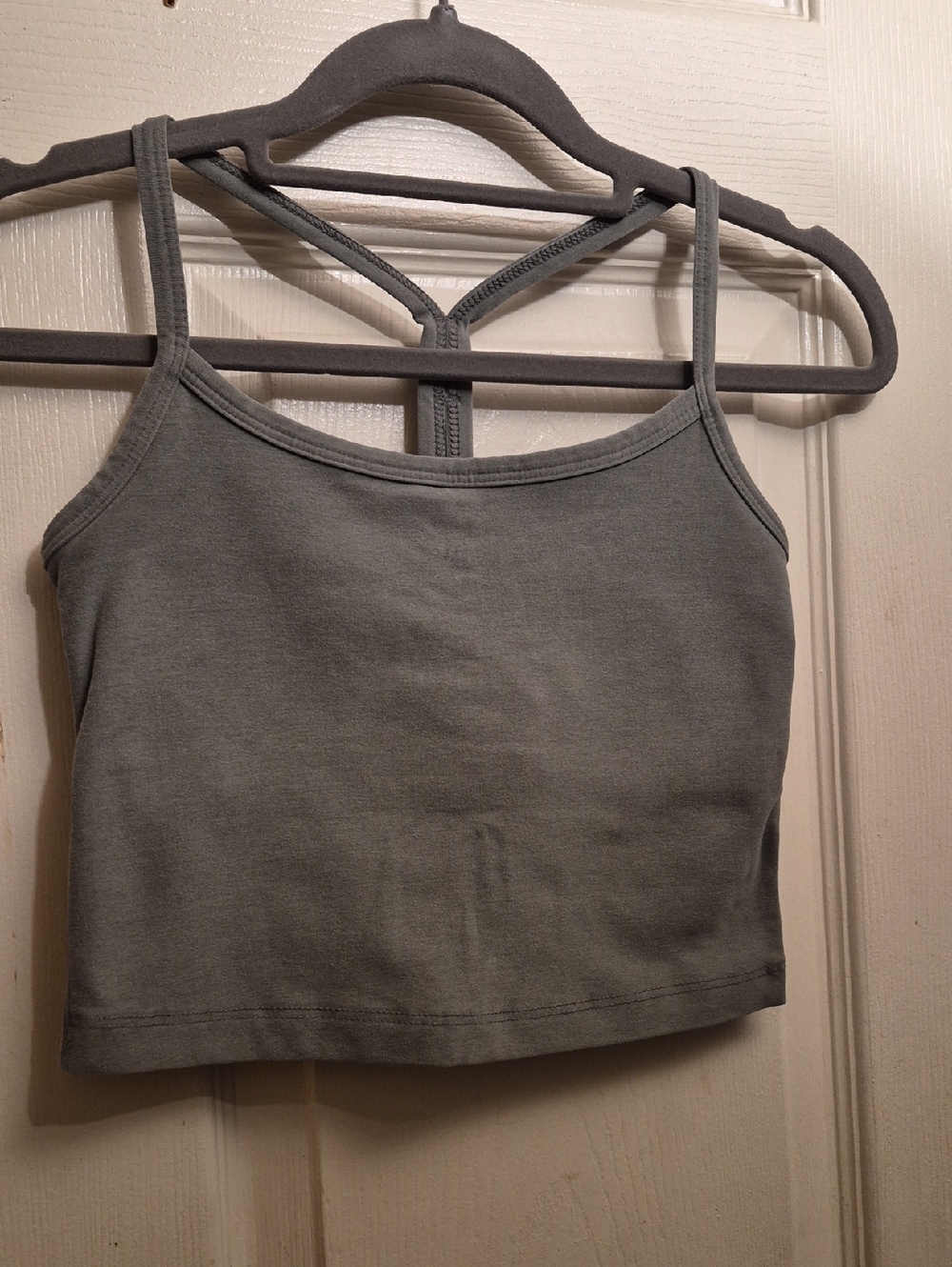 Beyond Yoga Gray Cropped Strappy Back Camisole